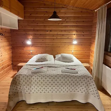 Ruka, Kelokaltiokylae, Moekki 28